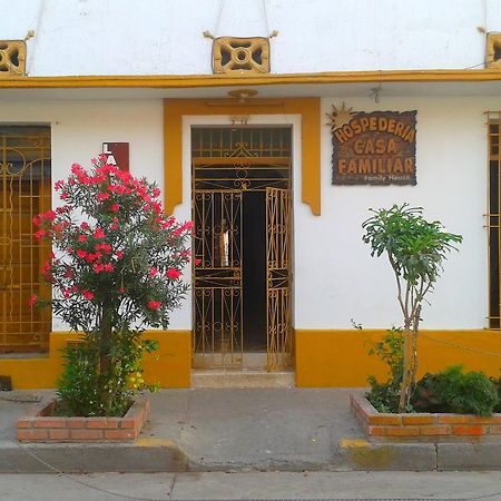 Hospederia Casa Familiar Hotel Santa Marta  Buitenkant foto