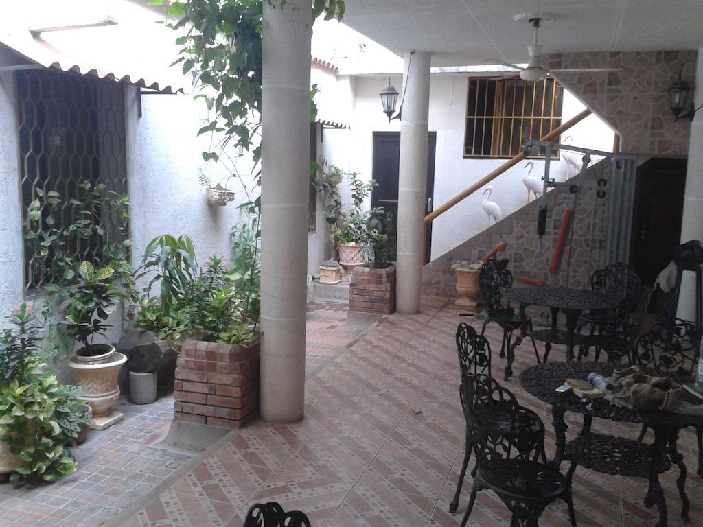 Hospederia Casa Familiar Hotel Santa Marta  Buitenkant foto